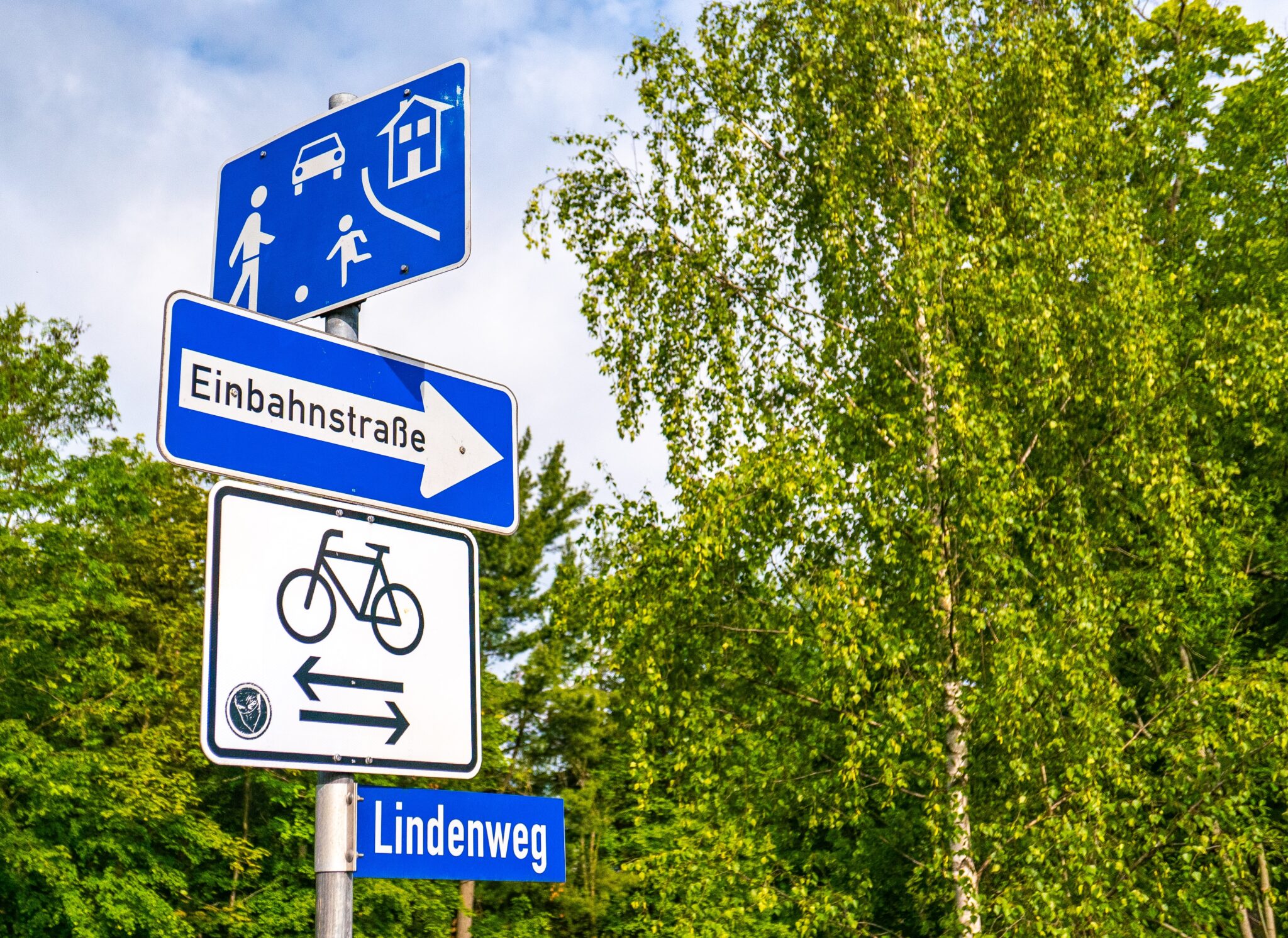 ルールエンジンの活用事例|AIとの関係とメリット・デメリット